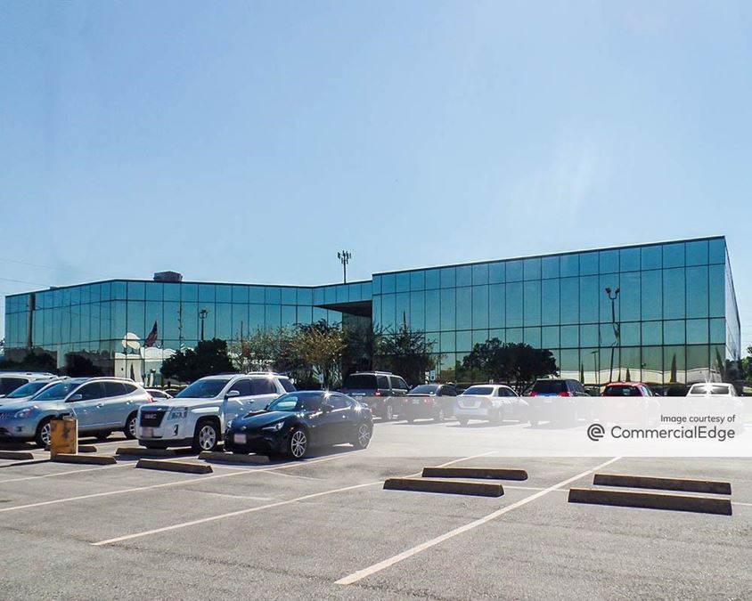 211 Highland Cross Drive, Houston, TX | Office Space