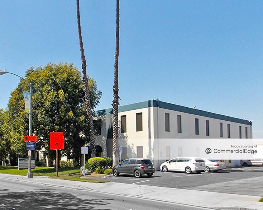 11627 Telegraph Road, Santa Fe Springs, CA | Office Space