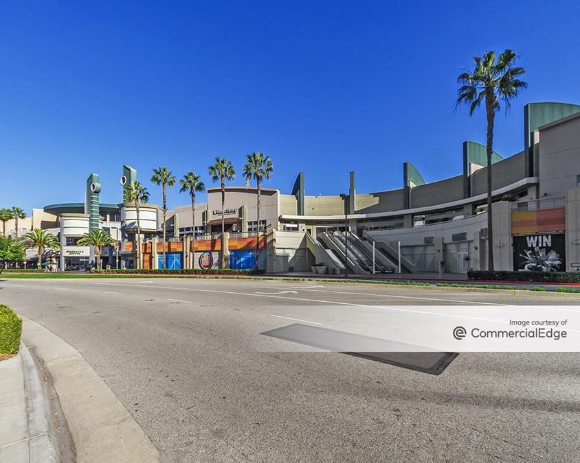 hhla-6081-center-drive-los-angeles-ca-retail-space