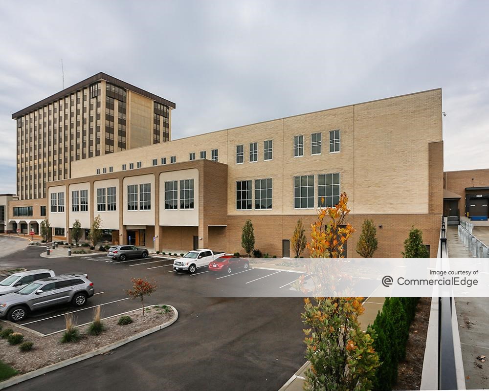 The Crossings At Northwest - Building 400 - 500 NW Plaza Street, St ...