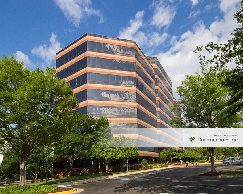 Fair Oaks Plaza - 11350 Random Hills Road, Fairfax, VA | Office Space