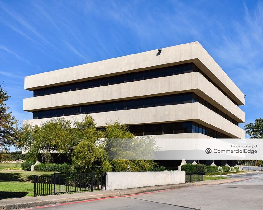 Burgundy Tower - 1001 West Euless Blvd, Euless, TX | Office Space