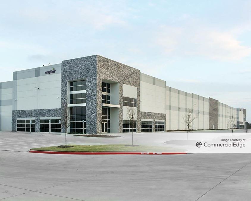 Wayfair Distribution Facility - 2820 North Interstate 35E, Lancaster ...