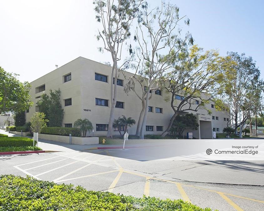 Valley Presbyterian Hospital - 15211 Vanowen Street - 15211 Vanowen ...