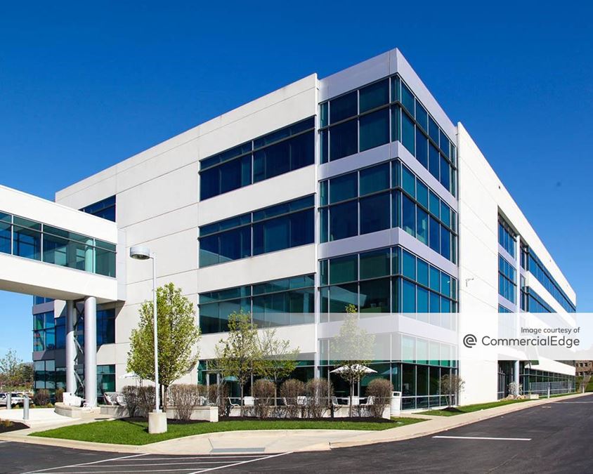 medpace-corporate-campus-building-100-5375-medpace-way-cincinnati