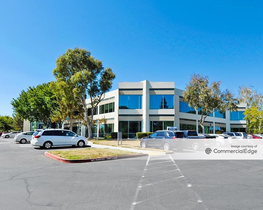 Riverside Centre - 820 Stillwater Road, West Sacramento, CA | Office Space