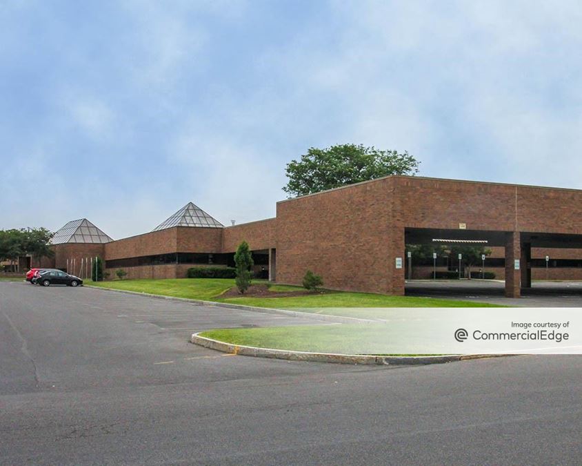 Crouse Medical Center - 5000 Brittonfield Pkwy, East Syracuse, NY | Office Space