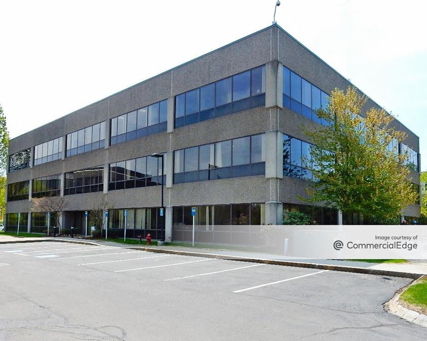 Sun Life Financial Corporate Headquarters - 1 Sun Life Executive Park ...