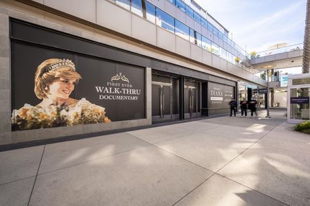 SANTA MONICA PLACE  Santa Monica, California — KGM Architectural Lighting