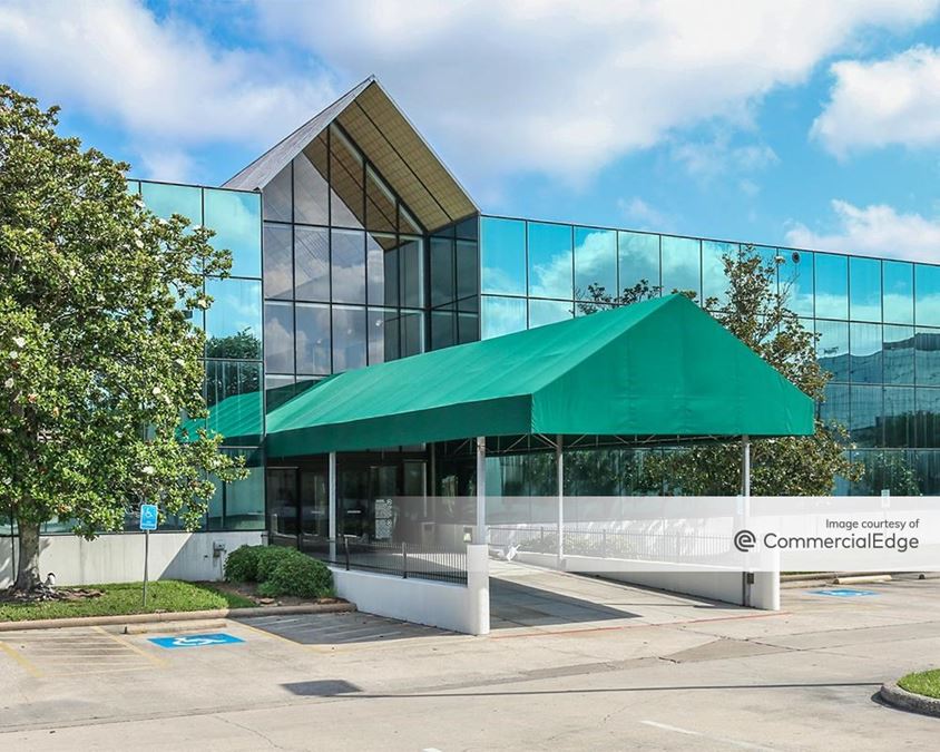 KSF Orthopaedic Center 17270 Red Oak Drive, Houston, TX