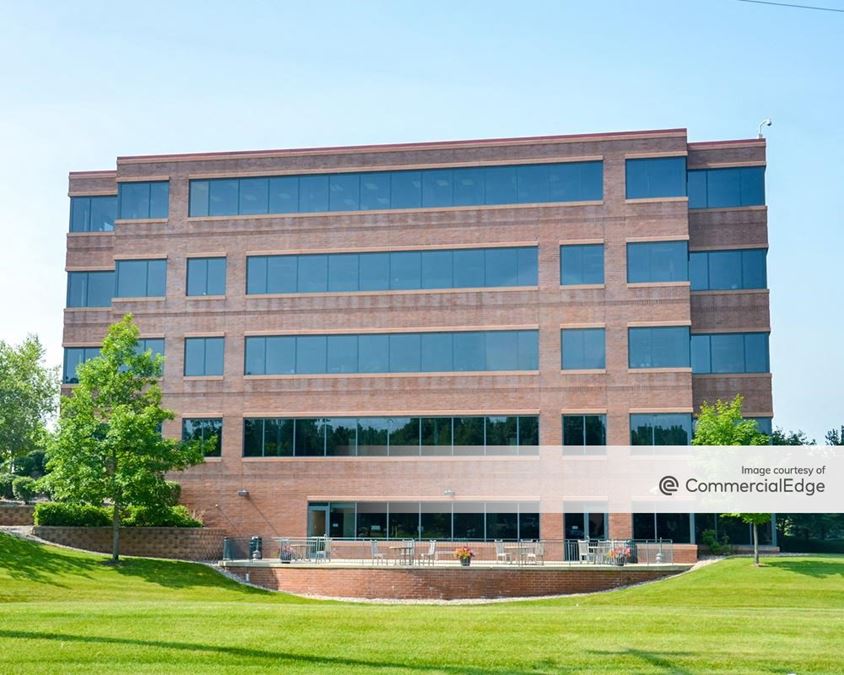 Interlachen Corporate Center - 5050 Lincoln Drive, Edina, MN | Office Space