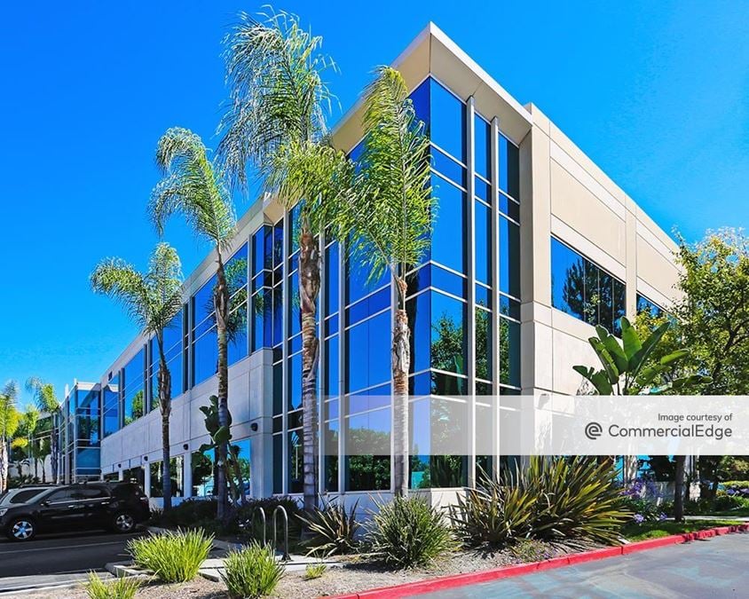 Eastlake Business Center 910 Hale Place, Chula Vista, CA Office Space