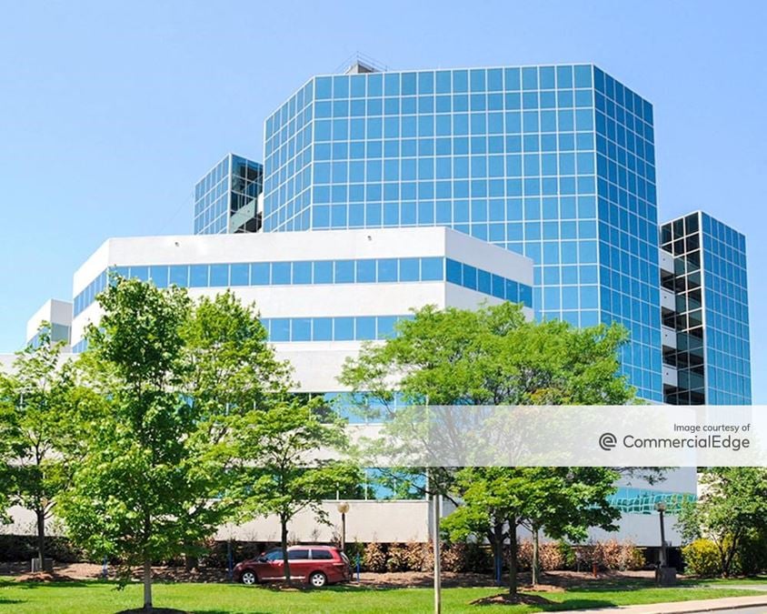 500 Plaza Drive, Secaucus, NJ | Office Space