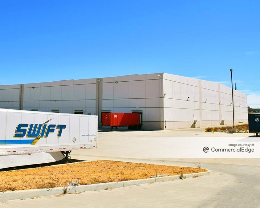 Hesperia Distribution Center - 10200 Amargosa Road, Hesperia, CA