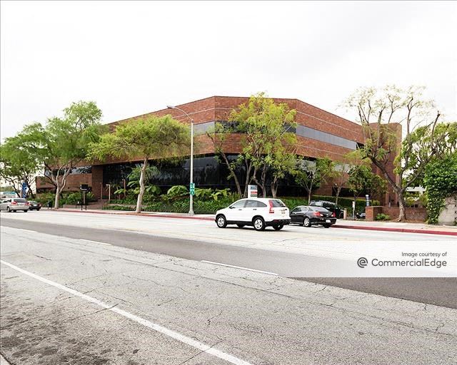 The Kaiser Permanente Medical Office Building 3280 East Foothill Blvd