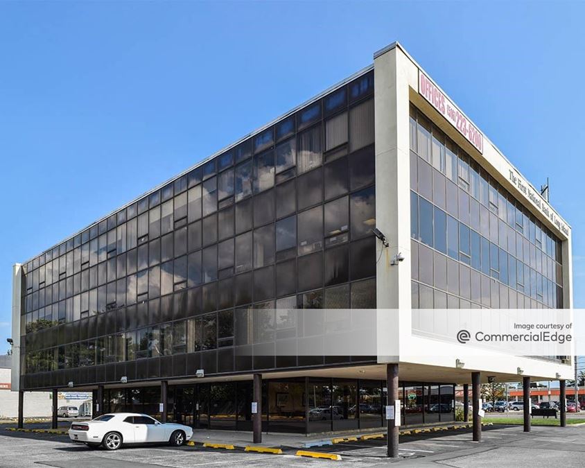 1975 Hempstead Turnpike - Office Space For Lease | PropertyShark