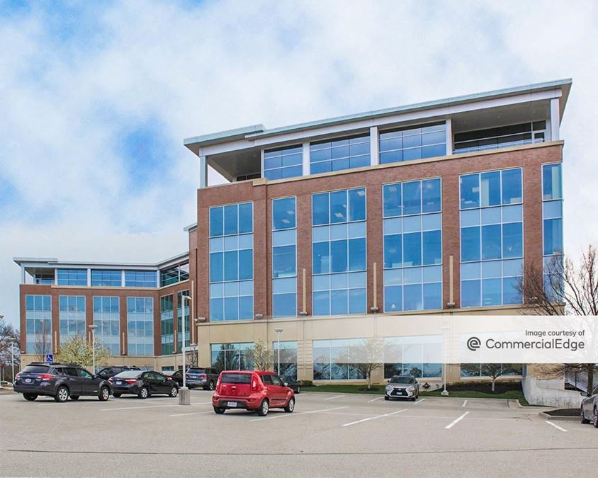 Redstone of Kenwood - 7755 Montgomery Road, Cincinnati, OH | Office Space