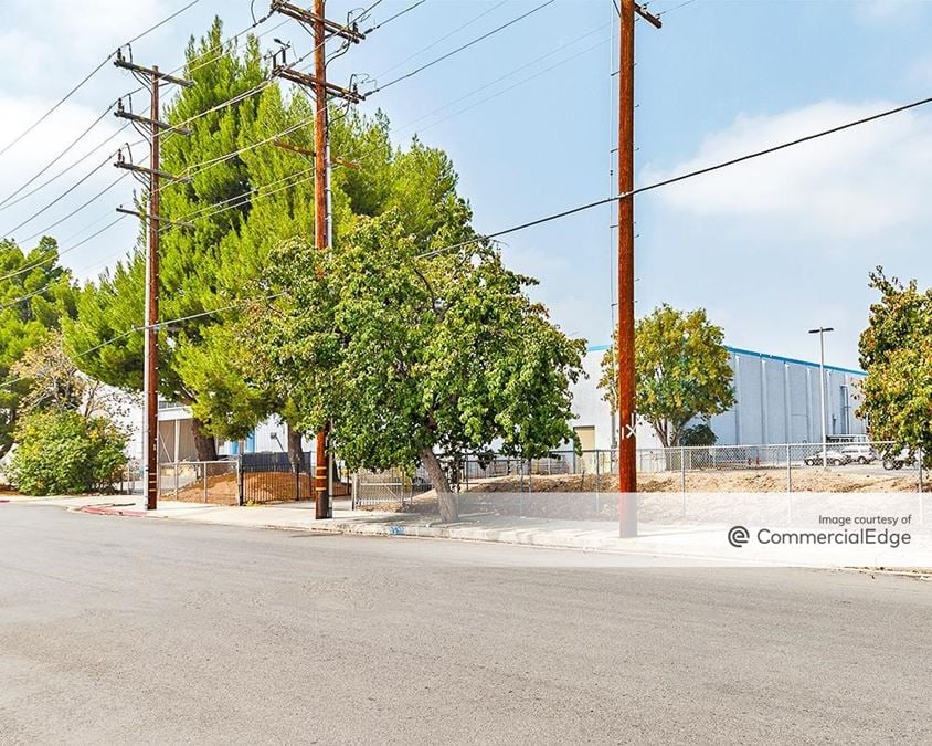 20730 Prairie Street, Chatsworth, CA Industrial Space