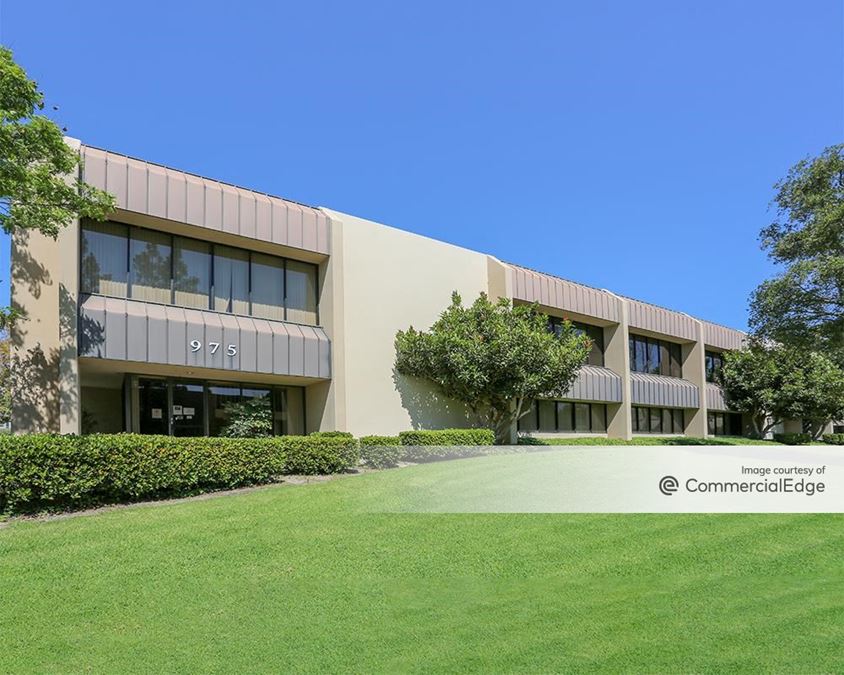 975 Flynn Road, Camarillo, CA | Office Space