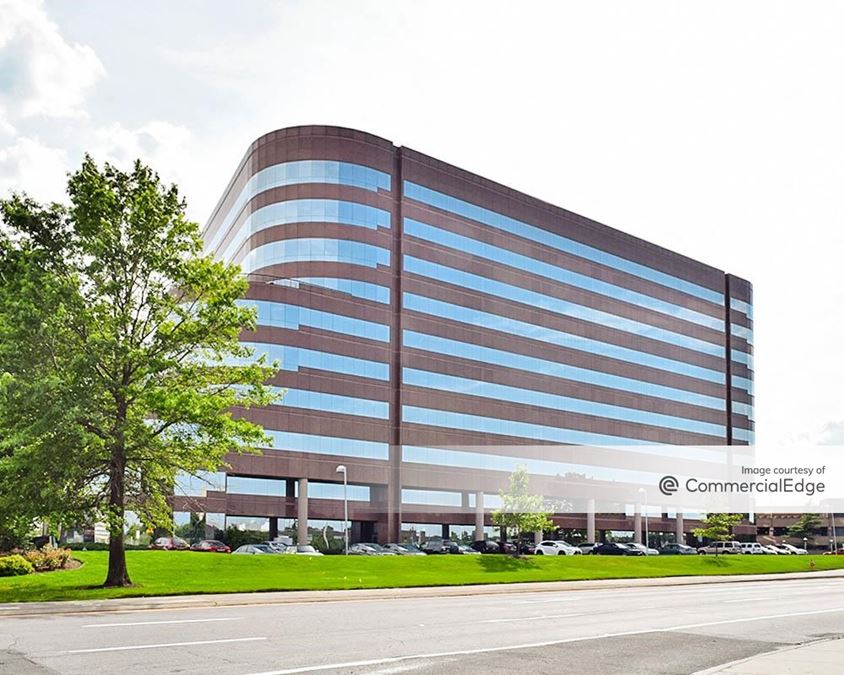 The Omni - 333 Earle Ovington Blvd, Uniondale, NY | Office Space