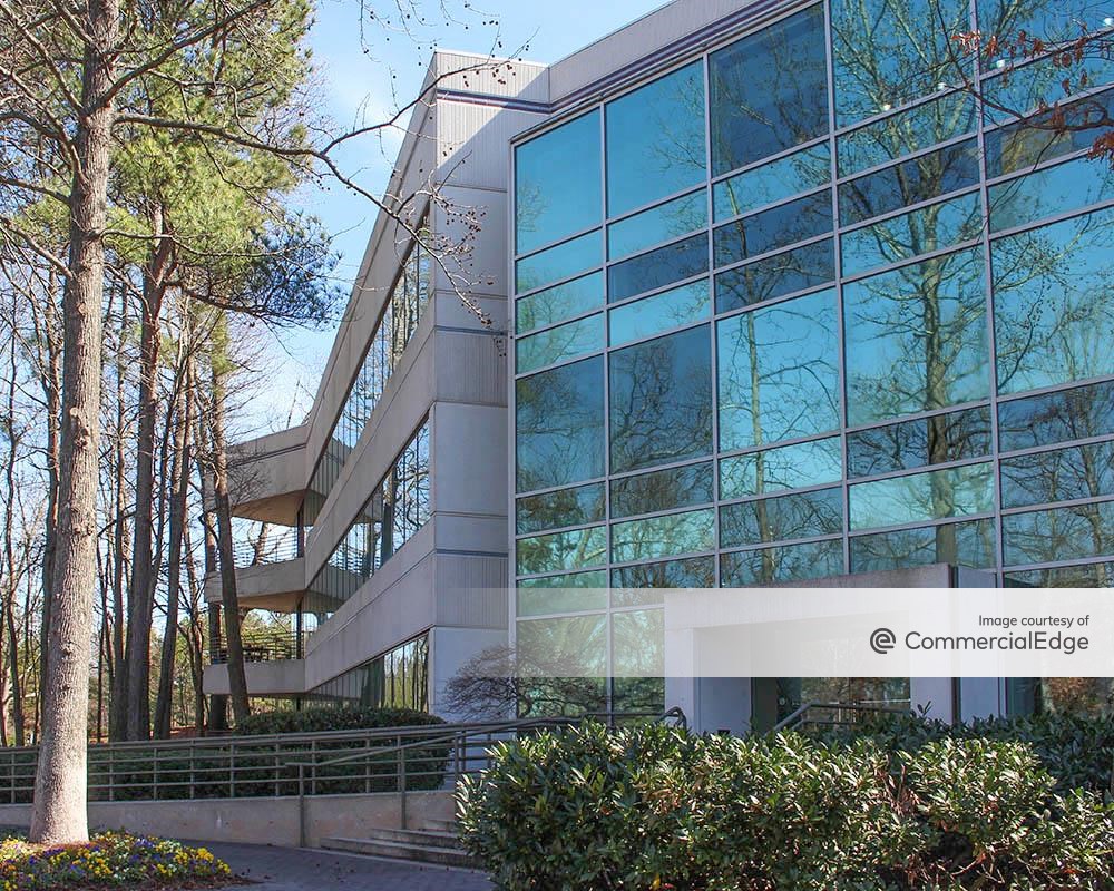 Spalding Triangle - 5550 Triangle Pkwy, Peachtree Corners, GA | Office ...