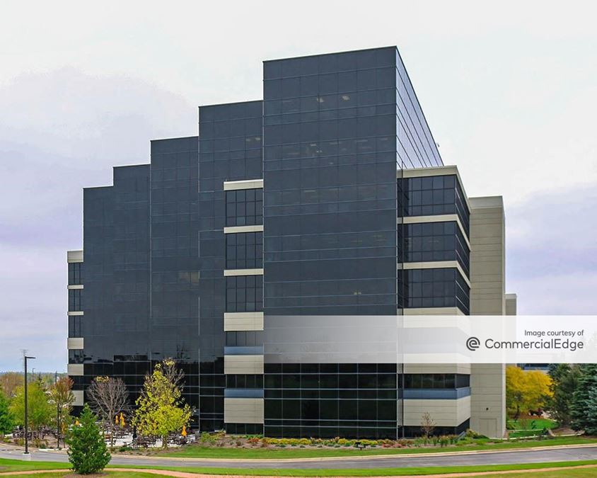 Kohl's Corporate Headquarters - N56 W17000 Ridgewood Drive, Menomonee ...