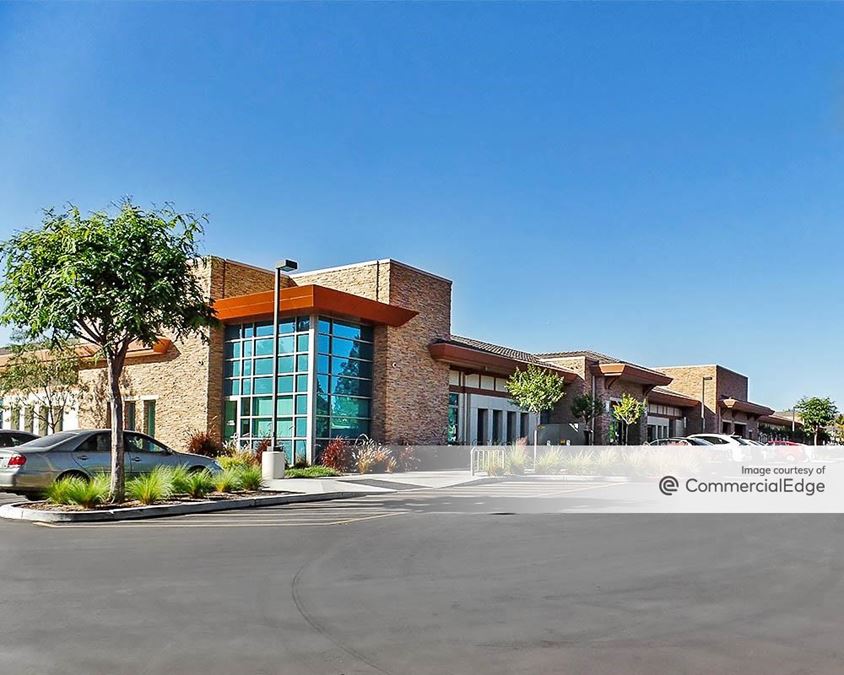 St. Jude Heritage Medical Plaza - 4300 Rose Drive, Yorba Linda, CA