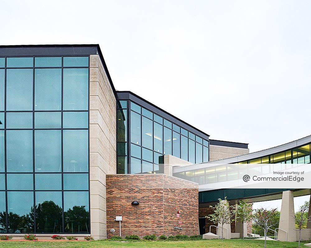 BNSF Railway Corporate Headquarters - 2650 Lou Menk Drive, Fort Worth ...